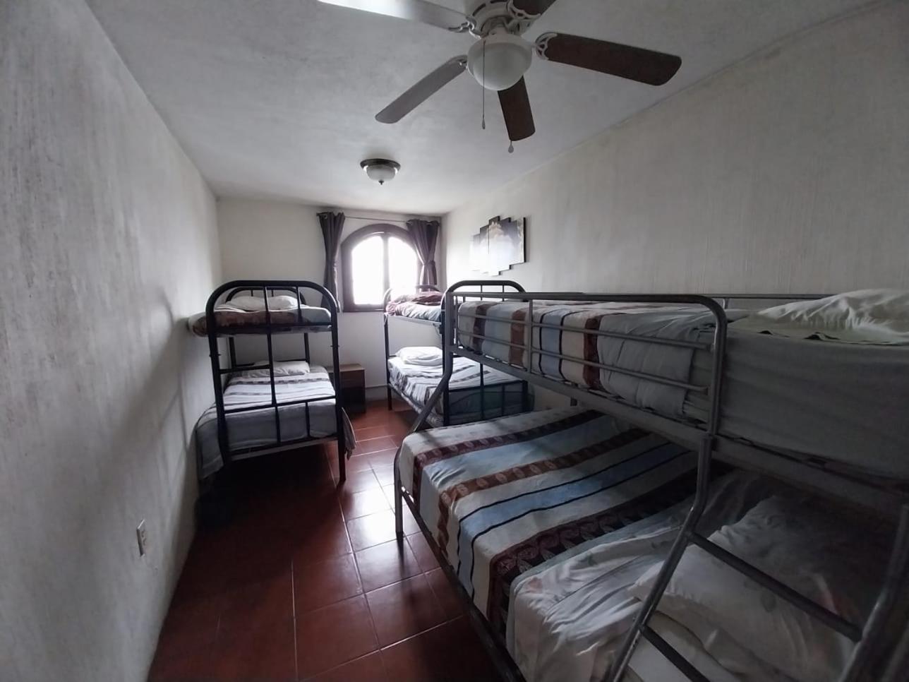 Hostel Life Builders Guatemala-Stadt Exterior foto